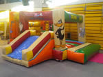 Venta de Castillos Hinchables cubiertos en Madrid